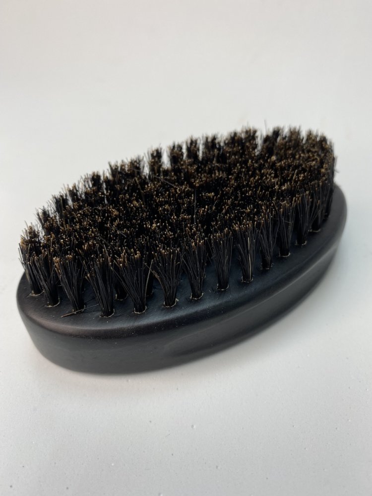 Щетка овальная дерев с натур щетиной фото