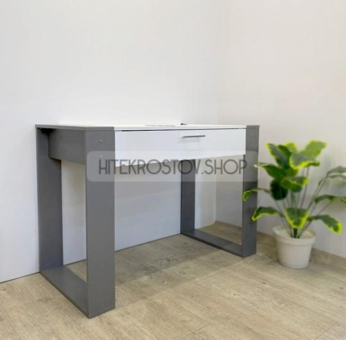 Стол маникюрный №34 фото