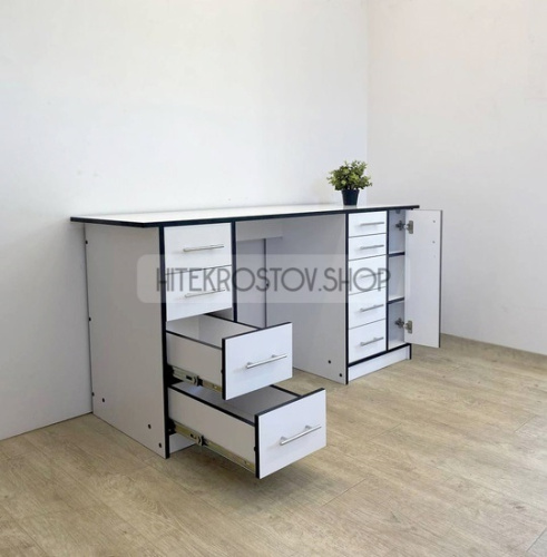 Стол маникюрный №2 фото