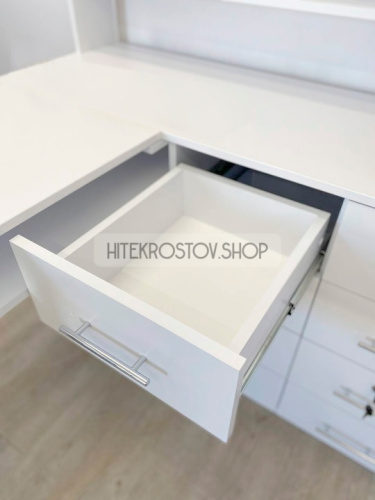 Стол маникюрный №41 фото