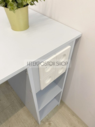 Стол маникюрный Мини №2 + 4 розетки фото