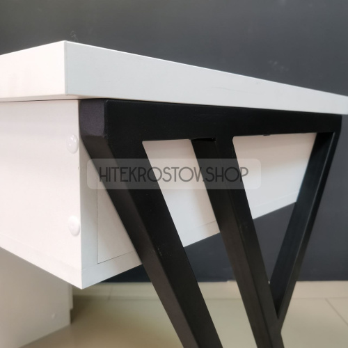 Стол маникюрный №1 фото