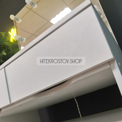 Гримерный стол  №1 фото