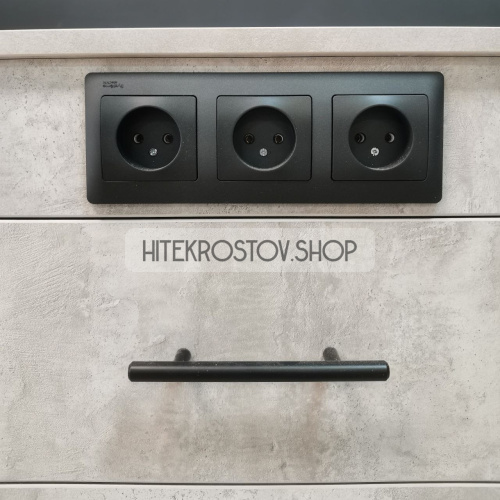 Стол маникюрный №58 + 5 розеток фото